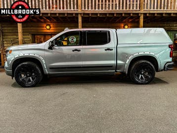 Millbrooks de Chevrolet GMC Dodge Ram pick-up Dealer, Nieuw, Te koop
