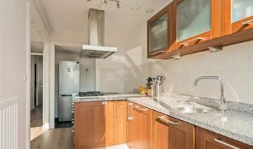 Te Huur 3 Kamer Appartement Ouvertureweg Alphen aan den Rijn, Huizen en Kamers, Huizen te huur, Direct bij eigenaar, Alphen aan den Rijn