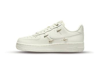 Nike Air Force 1 07 LX CN Sail Gold Mini Swooshes (Womens), Nieuw