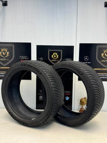2 stuks 225/40R18 inch winterbanden Michelin Pilot Alpin 5, 18 inch, Gebruikt, Winterbanden, Band(en)