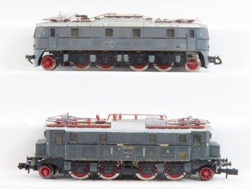Arnold N - 2453 - Elektrische locomotief (2) - E 18 en E17, Hobby en Vrije tijd, Modeltreinen | N-Spoor, Nieuw