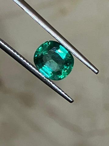 1 pcs Groen Smaragd - 1.71 ct - International Gemological, Nieuw