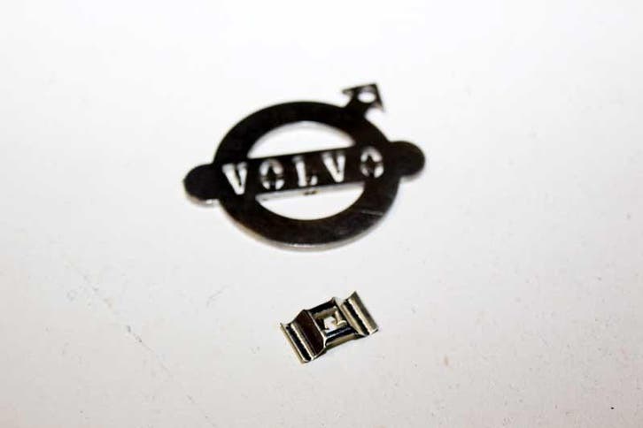 Klem grille Embleem, Auto diversen, Auto-accessoires, Ophalen of Verzenden