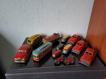 Various Manufacturers - Blikken speelgoedauto - Collection