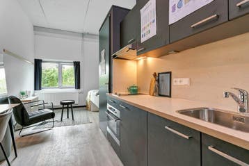 Te huur: Kamer Van Embdenstraat in Delft, Huizen en Kamers