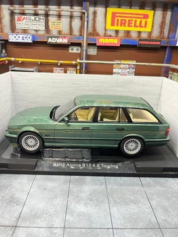 MCG 1:18 - Modelauto - BMW Alpina B10 4.6 E34 Touring, Nieuw