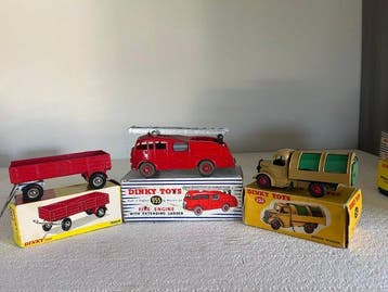Dinky Toys 1:43 - Model vrachtwagen (3) - Fire Engine 955;, Nieuw