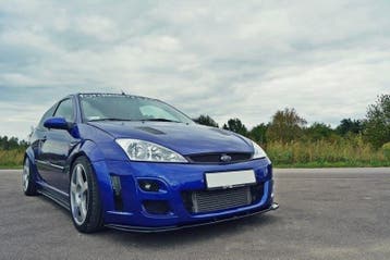 Front Splitter Ford Focus RS Mk1, Verzenden