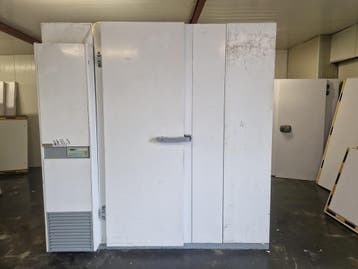 Koelcel 150 x 211 x 220 cm stekker klaar, Nieuw in verpakking, Koelen en Vriezen