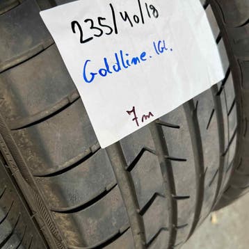 2 x GoldLine 235-40-18 Zomerbanden 7mm, Auto-onderdelen, Banden en Velgen, 18 inch, Gebruikt, Ophalen of Verzenden, 235 mm