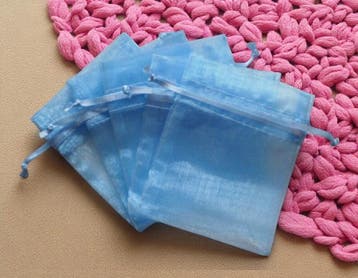 ca. 100 x Organza zakjes 7 x 9 cm – lichtblauw, Ophalen of Verzenden, Nieuw