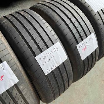 4 x Goodyear Eagle F1 225-45-19 Zomerbanden 8,5mm, Auto-onderdelen, 19 inch, Gebruikt, Ophalen of Verzenden, Band(en)