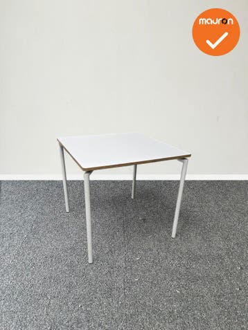 Vergadertafel - 4-poots - 80x80cm - met wit onderstel - incl, Vergader- of Presentatieruimte, Ophalen of Verzenden, Gebruikt, Tafel