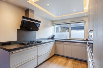 Gezinswoning in Capelle aan den IJssel – €1.381 per mnd, Huizen en Kamers, Tussenwoning, Zuid-Holland, Direct bij eigenaar, Capelle aan den IJssel