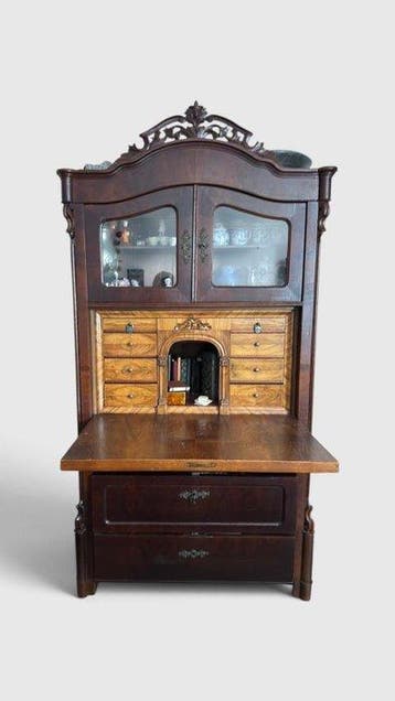 Secrétaire - Mahonie - Klepsecretaire, mahonieho