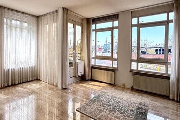 Appartement Wilhelminasingel in Maastricht, Huizen en Kamers, Huizen te huur, Via bemiddelaar, Limburg, Appartement