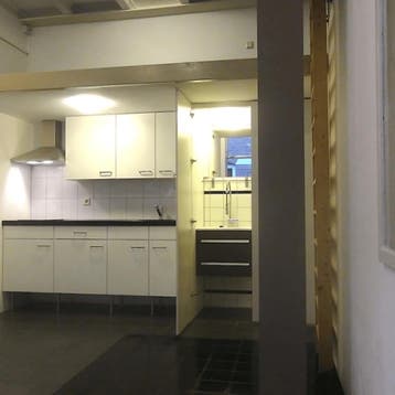 Studio in Haarlem gevonden voor €850,- pm, Huizen en Kamers, 20 tot 35 m², Haarlem