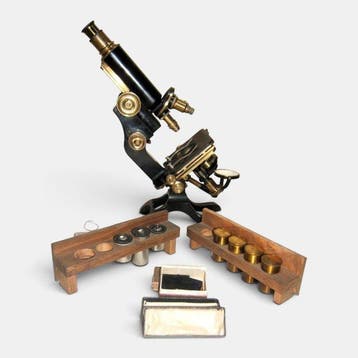 Antieke Microscoop met kist - 1850-1900 - Frankrijk - Nachet