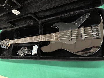 Schecter - J-5 rosewood blk + SCH-BASS - Case semirigido - -, Nieuw