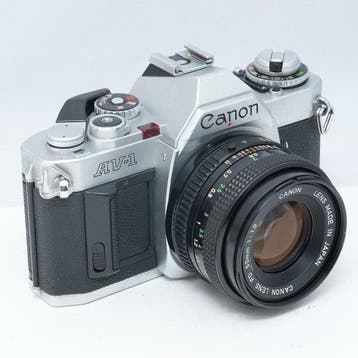 Canon AV-1 + New FD 50mm f/1.8 Analoge camera, Nieuw