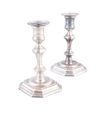 Solid Sterling Silver Jubilee Candlesticks - Sir Richard, Antiek en Kunst