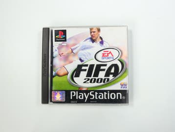 PlayStation 1 - FIFA 2000, Spelcomputers en Games, Ophalen of Verzenden, Nieuw