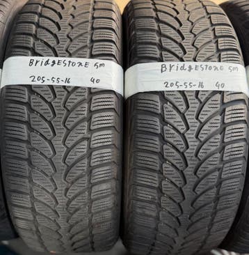 2x 205-55-16 Bridgestone Winter 2x 5mm €40 PerBand 205 55 16, Ophalen, Gebruikt, 16 inch, Band(en)
