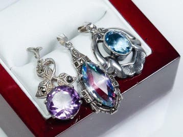 - 835/ 925 zilver - diverse stenen - 3-delige sieradenset