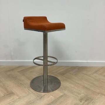 Satelliet barkruk met ring, zithoogte 82 cm , oranje -, Ophalen of Verzenden, Gebruikt