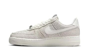 Nike Air Force 1 Low 07 PRM Safari Photon Dust (W), Kleding | Dames, Nieuw