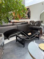 Cassina 4 Hairy Skin of Leder OUTLET -40% -50% LC4 LC2 NIEUW, Nieuw, Leer, High-end Furniture
