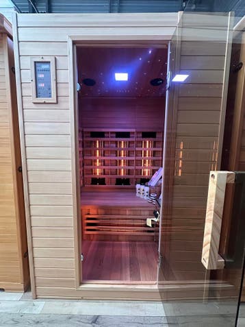 Sauna kopen? Altijd de scherpste prijs, direct leverbaar, Ophalen, Zo goed als nieuw, Fins of Traditioneel, Complete sauna