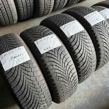 4 x Maxxis 215-65-16 Winterbanden 6mm, 16 inch, Band(en), Personenwagen, Gebruikt