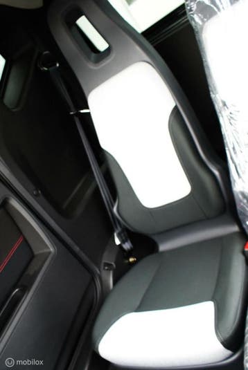 Silence S04 90km/u stadsauto deelauto app bediening 150km, Zo goed als nieuw