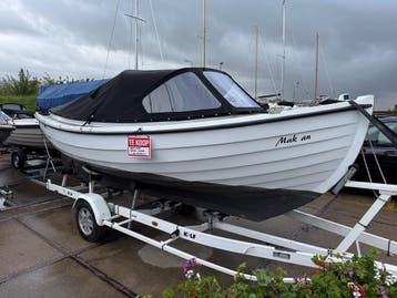 Mooie sloep Kungs-Jullen incl trailer € 12.900,-, Overige merken, Kunststof, Binnenboordmotor, 1.00 - 1.50 meter