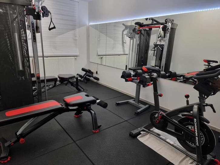 FIT PRO 100x100x2 zwart rubber sport vloer Cross fitness, Sport en Fitness, Overige Sport en Fitness, Nieuw, Ophalen of Verzenden