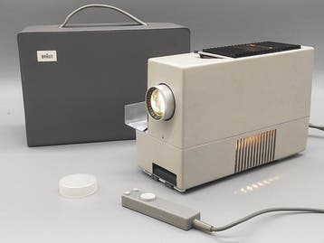 Braun D 40 Diaprojektor – Mit Rodenstock-Objektiv und, Nieuw