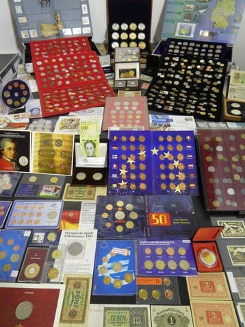 Europa. Collection of coins/banknote/medals/euro inkl. pp