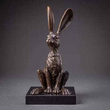 Beeld, Zittende haas. Naar: Milo - 21 cm - Brons, Marmer