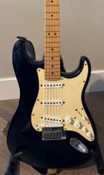 Fender - VG Stratocaster MPL BLK - - Elektrische gitaar -, Muziek en Instrumenten, Nieuw