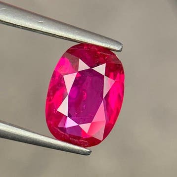 1 pcs Roze, Rood Robijn - 1.56 ct - Asian Institute of, Nieuw