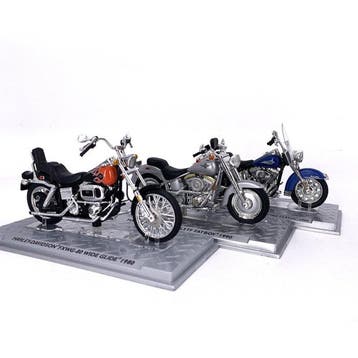 1:24 - Model motorfiets (3) - Set of 3 detailed miniatures, Nieuw