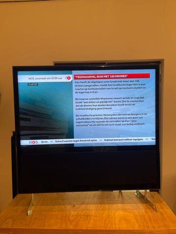 Bang & Olufsen - Flatscreen-tv (4) - Beovision 11-46, Nieuw