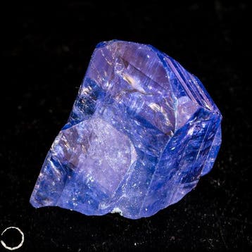 Natuurlijke tanzaniet ruwe kristal in uitzonderlijke