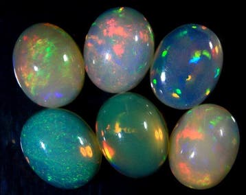 Ct. 10.0 Natuurlijke Ethiopische Opalen Cabochon - Hoogte: