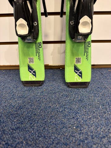 Atomic Redster X2 – Kinder Carving Ski met Binding-130, Sport en Fitness, Gebruikt, Ophalen of Verzenden, Carve, Atomic