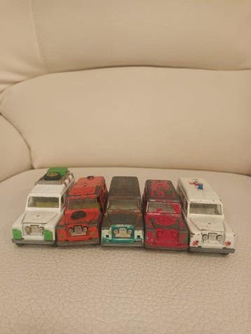 mebetoys 1:43 - Model sedan (5) - Land Rover mebetoys lotto, Hobby en Vrije tijd, Nieuw