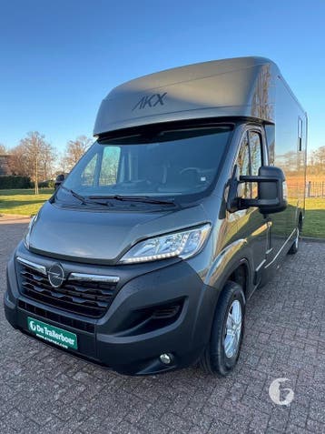 Chique AKX Paardenwagen uit 2024 met maar 19.000km!, Dieren en Toebehoren, Ophalen, Zo goed als nieuw, Polyester, 2-paards trailer