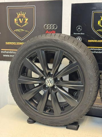 Org. 2 stuks VW Polo V 6R 2013 velgen met zomerbanden 5x100, 16 inch, Banden en Velgen, Personenwagen, Zomerbanden