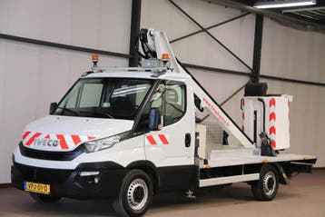 Iveco Daily 35S12 HOOGWERKER 13 METER LT130TB MET 3500 KG, Dealer onderhouden, Stof, Gebruikt, Euro 6